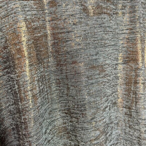 Dantelle Foil Print Step Hem Top in Coffee Copper - Size Large - Picture 3 of 6